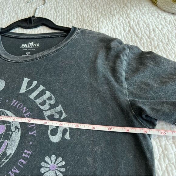 ✨ Hollister Women’s Acid Wash Good Vibes Shirt Small - Picture 7 of 8